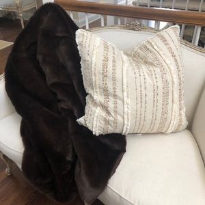 Chocolate brown faux fur throw blanket